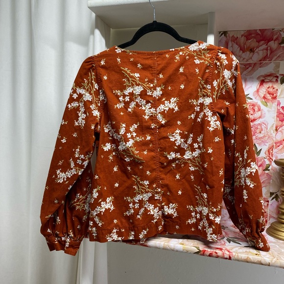 Madewell Corduroy Shirred-Sleeve Button-Front Top in Farmstand Bouquet - Picture 7 of 9